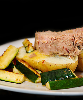 포토 JPG 해외이미지 음식 토마토 채소 치즈 서브 감자 건강 사람없음 식사 저녁식사 재킷 샐러드 맛 상추 굽기 참치 먹기 크림 부드러움 후추 점심식사 쪽파 떠남 무생채 진통제 안락 해외202004 해외포토 컨셉 모션 유제품 어류 약 외투 감각 구이 향신료 파 파일형식 이미지허브