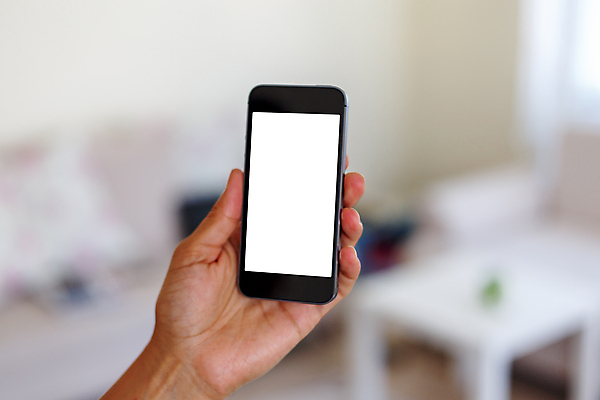 포토 JPG 해외이미지 손 디자인 인터넷 통신 간판 사람 사람없음 스마트폰 핸드폰 우주 디지털 스크린 공백 흰색 잡기 메시지 닫기 휴대용 전화기 묘사 전자 지역 공지사항 터치스크린 카피스페이스 해외202004 해외포토 컬러 모션 신체부위 전자제품 스마트기기 오브젝트 파일형식 이미지허브