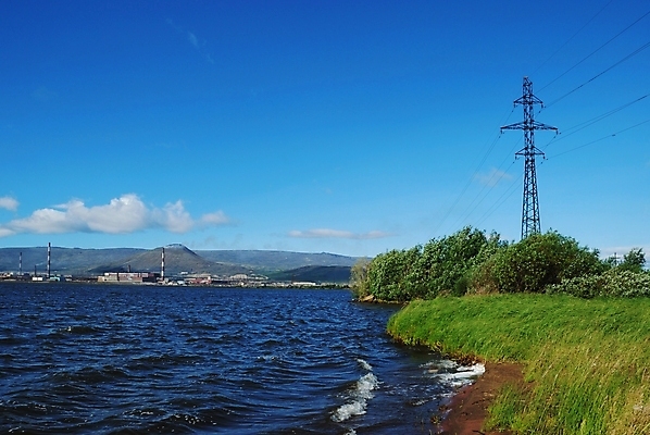 포토 JPG 해외이미지 식물 산업 호수 파도 공장 자연 산 풍경 사람없음 물 여름 환경 전선 제조 언덕 생태학 스모그 해외202004 해외포토 자연요소 계절 교육 바다 공업 생태계 파일형식 이미지허브