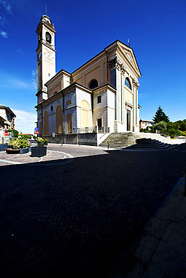 포토 JPG 해외이미지 유럽 기독교 종교 문화 벽 조각 여행 십자가 건축양식 벽돌 자물쇠 그림자 사람없음 목재 교회 문 탑 금속 이탈리아 궁전 바위 기둥 도시 그리기 역사 보행로 철 부식 모자이크 단계 천연기념물 놋쇠 밀라노 옛날 절개 철강 화창 해외202004 해외포토 나무 건축물 건축 나라 길 고건축 재료 종교건축 모션 재질 날씨 건물 돌_바위 파일형식 이미지허브