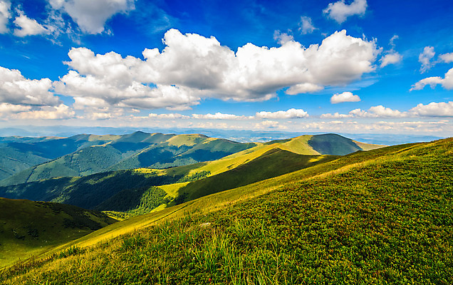 포토 JPG 해외이미지 나무 식물 구름 여행 백그라운드 밭 자연 하늘 산 풍경 경사 사람없음 야외 초록색 여름 파란색 컬러풀 환경 계곡 시골 신선 정상 언덕 산등성이 해외202004 해외포토 자연요소 계절 컬러 농업 생태계 파일형식 이미지허브