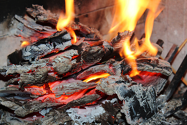 포토 JPG 해외이미지 불 사람없음 빨간색 노란색 뜨거움 벽난로 화상 해외202004 해외포토 자연요소 컬러 상처 파일형식 이미지허브