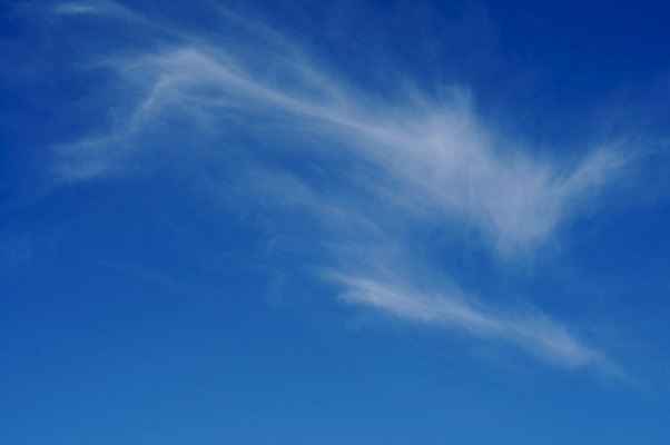 포토 JPG 해외이미지 구름 하늘색 백그라운드 하늘 날씨 사람없음 야외 파란색 햇빛 흰색 부드러움 해외202004 해외포토 자연요소 컬러 태양 감각 파일형식 이미지허브