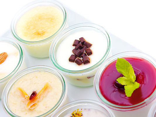 포토 JPG 해외이미지 쟁반 실내 종류 사람없음 여러개 다양 흰배경 푸딩 해외202004 해외포토 다수 백그라운드 디저트 내부 흰색 파일형식 이미지허브