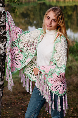 포토 JPG 해외이미지 나무 백인 옷 꽃 분홍색 잎 한명 서기 초록색 물 금발 유행 흰색 청바지 연못 자작나무 라일락 앞머리 핸드메이드 해외202004 해외포토 자연요소 서양인 식물 1 헤어스타일 컬러 바지 모션 사람 파일형식 이미지허브