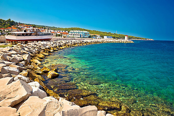포토 JPG 해외이미지 나무 유럽 바다 섬 여행 요트 건축양식 자연 하늘 손바닥 풍경 사람없음 초록색 여름 파란색 교회 여행객 마을 탑 항구 놀람 바위 도시 만 보트 역사 지중해 그림 타운 크로아티아 옛날 터키석 해외202004 해외포토 식물 건축물 손 계절 건축 감정 나라 컬러 배_교통 종교건축 교통시설 표정 사람 건물 돌_바위 보석 생태계 파일형식 이미지허브