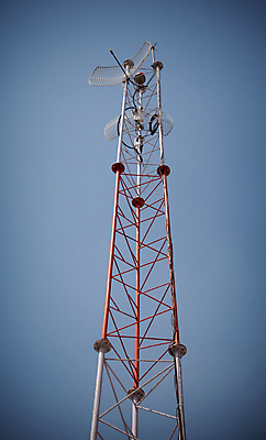 포토 JPG 해외이미지 접시 산업 파도 지도 비즈니스 통신 하늘 모바일 세포 사람없음 파란색 스마트폰 탑 자료 힘 듣기 인공위성 과학기술 그물 네트워크 계주 전화기 언덕 수화기 라디오 신호 방송 지역 감시 탐색 전송 소통 방사선 송신기 철강 힘찬 셀룰러 해외202004 해외포토 식기 건축물 바다 컬러 컨셉 모션 기술 전자제품 핸드폰 스마트기기 육상스포츠 파일형식 이미지허브