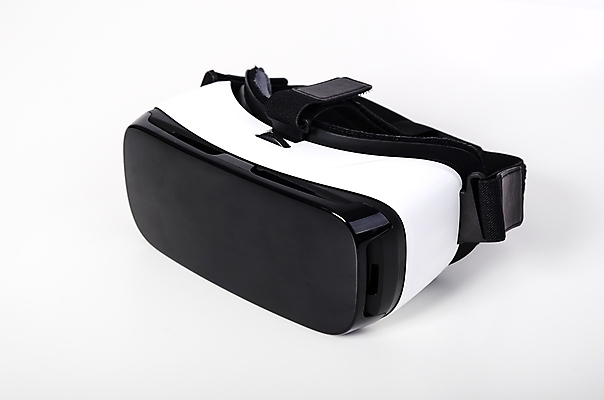 포토 JPG 해외이미지 안경 과학 백그라운드 모바일 미래 사람없음 스마트폰 핸드폰 3D 디지털 헤드폰 흰색 손목시계 비전 시스템 동영상 혁명 고립 가상 가상현실 현실 획기적 해외202004 해외포토 잡화 시계 컬러 음향기기 컨셉 장신구 전자제품 스마트기기 디지털합성 파일형식 이미지허브