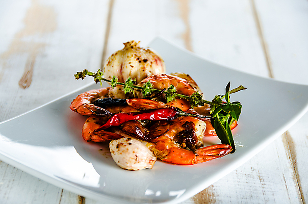 포토 JPG 해외이미지 전통 문화 음식 고추 양파 새우 마늘 갑각류 요리 사람없음 식사 저녁식사 튀김 시골 신선 그릴 왕 지중해 먹기 철 허브 해산물 준비 후추 바질 점심식사 해외202004 해외포토 식물 동물 바다 채소 모션 주방용품 향신료 파일형식 이미지허브