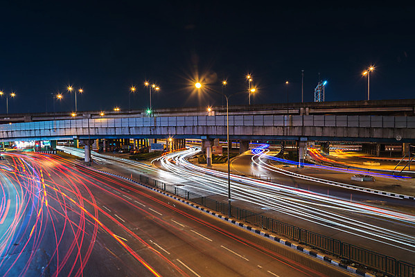포토 JPG 해외이미지 디자인 도로 길 선 백그라운드 하늘 전등 거리 프레임 풍경 사람없음 빛 어둠 황혼 새벽 도시 고속도로 야간 저녁 해외202004 해외포토 자연요소 교통시설 조명 일몰 파일형식 이미지허브