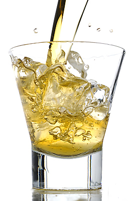 포토 JPG 해외이미지 한잔 사람없음 노란색 붓기 위스키 해외202004 해외포토 1 컬러 모션 주류 파일형식 이미지허브