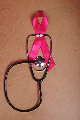 포토 JPG 해외이미지 리본 분홍색 백그라운드 청진기 건강 사람없음 목재 치료 스터디 약 희망 고통 환자 의사 질병 가슴 심볼 머리위 암 외과 발견 10월 월 돌봄 에이즈 종양 증상 지원 헬프 전후 자선단체 해외202004 해외포토 나무 감정 컬러 재료 의학 의료기기 모션 병원 신체부위 학습 의료진 도움 비교 그룹 날짜 자선 파일형식 이미지허브