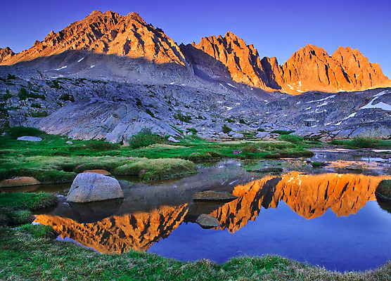 포토 JPG 해외이미지 나무 계절 공원 호수 여행 겨울 오렌지 자연 하늘 산 미술 사람 풍경 사람없음 야외 초록색 물 여름 파란색 빛 햇빛 반사 일출 환경 맑음 일몰 놀람 활발 개울 황무지 황금 숲 고도 오브젝트 만족 역동적 캘리포니아 동쪽 내추럴 강렬 전국 절정 화강암 해외202004 해외포토 자연요소 식물 공공시설 감정 컬러 컨셉 과일 날씨 문화예술 표정 강 태양 노을 미국 암석 방향 생태계 파일형식 이미지허브