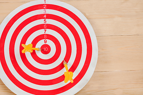 포토 JPG 해외이미지 스포츠 성공 화살 기술 취미 사람없음 경쟁 원형 도박 목표 결심 발사 다트판 다트 황소 날카로움 조준 점수 스파이크 염원 해외202004 해외포토 도형 컨셉 게임 소 파일형식 이미지허브