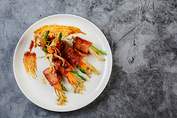 포토 JPG 해외이미지 음식 백그라운드 잎 재료 포장 양파 치즈 건강 육류 돼지고기 요리 사람없음 주방 식사 저녁식사 버섯 봄 샐러드 소고기 흰색 신선 소시지 선택 그릴 아침식사 애피타이저 바비큐 굽기 먹기 향신료 오브젝트 준비 올리브 날것 롤 베이컨 버터 바질 점심식사 고립 해외202004 해외포토 식물 계절 열매 컬러 컨셉 채소 식재료 모션 주방용품 유제품 가공식품 구이 향미료 파일형식 이미지허브