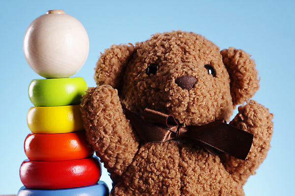 포토 JPG 해외이미지 리본 실내 사람없음 장난감 곰인형 아기용품 동물인형 고리던지기 해외202004 해외포토 인형 내부 던지기 오브젝트 파일형식 이미지허브