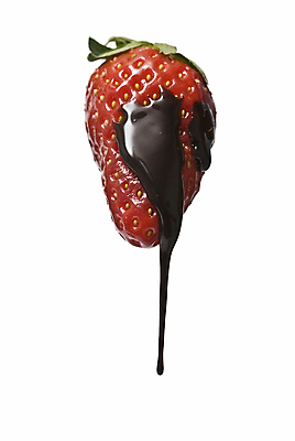 포토 JPG 해외이미지 길 음식 조각 백그라운드 포크 과일 딸기 호텔 디저트 건강 사람없음 장식 빨간색 주방 요식업 식당 초콜릿 검은색 젖음 흐름 흰색 하트 신선 발표 액체 달콤 떨어짐 자르기 크림 슬라이스 시럽 시트 내추럴 고립 해외202004 해외포토 모양 식기 산업 컬러 컨셉 모션 숙소 상점 맛 파일형식 이미지허브