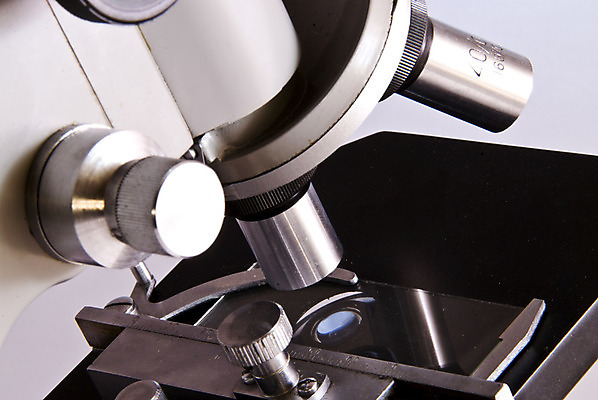 포토 JPG 해외이미지 응시 과학 현미경 사람없음 약 기구 공구 확대 작음 카메라렌즈 해외202004 해외포토 시선 의학 실험기구 카메라 도구 크기 파일형식 이미지허브