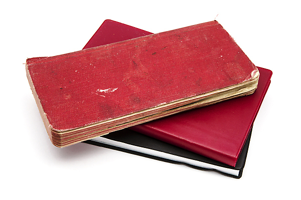 포토 JPG 해외이미지 교육 종이 과학 백그라운드 텍스트 날씨 추상 미술 사람없음 책 스터디 독서 갈색 쌓기 검은색 성경 손상 수확 골동품 덮개 흰색 얼룩 거친 역사 도서관 오브젝트 질감 복고 문학 페이지 고립 그런지 옛날 중고 해외202004 해외포토 컬러 컨셉 무늬 농업 종교용품 모션 문화예술 학습 뚜껑 파일형식 이미지허브