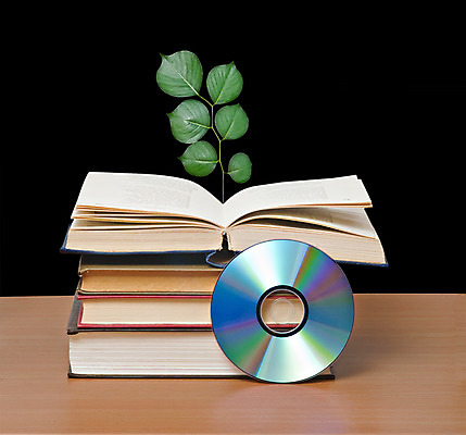 포토 JPG 해외이미지 나무 식물 교육 종이 과학 백그라운드 자연 사람없음 책 새싹 환경 디지털 검은색 자료 정보 성장 오픈 닫기 책상 생태계 페이지 수납 DVD 생태학 해외202004 해외포토 컬러 가구 모션 파일형식 이미지허브