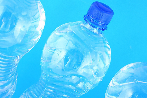 포토 JPG 해외이미지 음료 바다 지도 유리 탁자 이벤트 사람없음 물 파란색 세계 약 냉동 목욕 봄 거품 젖음 추위 흰색 신선 투명 액체 씻기 주식 시원함 갈증 분수 상쾌 그림 기회 분무기 냉각기 돌리기 잔물결 스플래쉬 해외202004 해외포토 자연요소 계절 감정 물결 컬러 가구 의학 모션 재질 금융 청결 파일형식 이미지허브