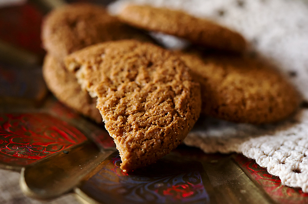 포토 JPG 해외이미지 전통 접시 음식 디저트 사탕 요리 사람없음 갈색 쿠키 주방 식사 저녁식사 침묵 빵집 사막 직물 대접 신선 닫기 달콤 맛 아침식사 설탕 굽기 먹기 니트 싱글 캔버스 칼로리 점심식사 오트밀 크랜베리 페스츄리 핸드메이드 귀리 해외202004 해외포토 식기 열매 빵 컬러 컨셉 상의 모션 곡류 상점 소리 구이 파일형식 이미지허브