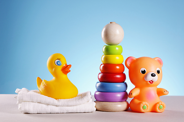 포토 JPG 해외이미지 실내 사람없음 수건 장난감 곰인형 아기용품 동물인형 고리던지기 오리장난감 해외202004 해외포토 인형 내부 위생용품 던지기 오브젝트 파일형식 이미지허브