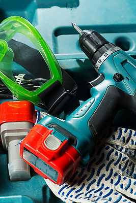 포토 JPG 해외이미지 장갑 백그라운드 고글 손잡이 사람없음 초록색 상자 금속 검은색 장비 공구 나사 수리 컨테이너 오브젝트 철사 송곳 해외202004 해외포토 잡화 산업 컬러 재질 도구 파일형식 이미지허브