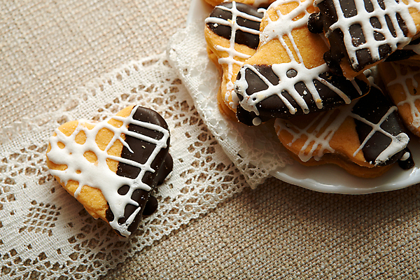 포토 JPG 해외이미지 모양 음식 백그라운드 크리스마스 휴가 디저트 선물 사랑 사람없음 장식 갈색 쿠키 과자 케이크 초콜릿 얼음 하트 축하 달콤 설탕 굽기 먹기 오브젝트 페스츄리 핸드메이드 해외202004 해외포토 자연요소 기념일 감정 빵 컬러 컨셉 모션 맛 구이 파일형식 이미지허브