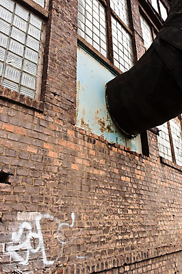 포토 JPG 해외이미지 식물 산업 벽 패턴 건축양식 부분 창문 공장 불 벽돌 프레임 사람없음 건물 고통 뜨거움 파편 버리기 소화전 그런지 옛날 콘크리트 해외202004 해외포토 자연요소 건축물 건축 감정 무늬 공업 모션 안전장비 파일형식 이미지허브