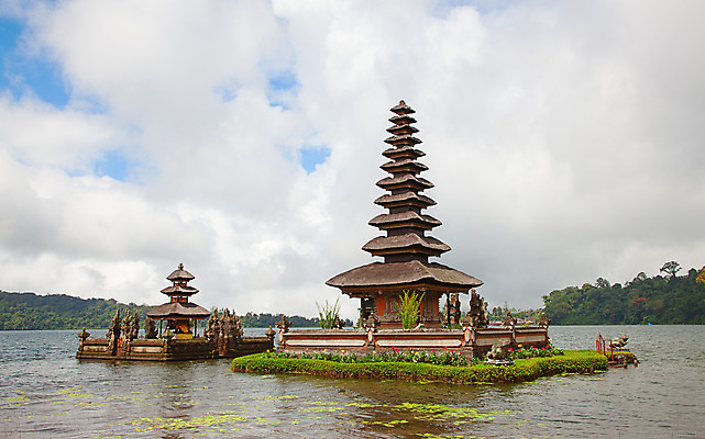 포토 JPG 해외이미지 구름 전통 외관 아시아 종교 문화 호수 섬 여행 건축양식 자연 풍경 사람없음 건물 물 탑 침묵 사찰 영혼 역사 원주민 신비 화산 발리 인도네시아 장면 지역 동쪽 사당 숭배 힌두교 해외202004 해외포토 자연요소 건축물 건축 나라 컨셉 종교건축 산 소리 아프리카인 방향 생태계 파일형식 이미지허브
