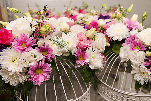 포토 JPG 해외이미지 접시 디자인 꽃 꽃다발 결혼 꽃무늬 결혼식 휴가 선물 사랑 이벤트 사람없음 장식 장미 파티 요식업 식당 화환 희망 벚꽃 흰색 나뭇가지 축하 화려 고급 우아함 배열 서비스 새장 설정 옛날 접수 정중 파스텔톤 해외202004 해외포토 나무 식물 식기 감정 산업 컬러 컨셉 무늬 상점 케이지 파일형식 이미지허브