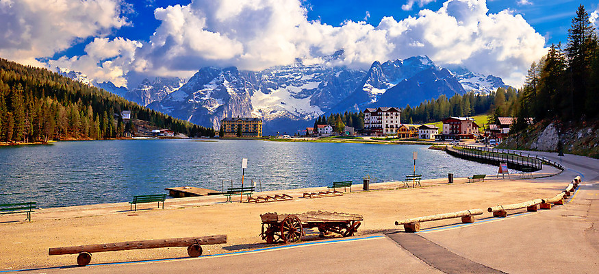 포토 JPG 해외이미지 공원 유럽 호수 여행 백그라운드 자연 휴가 산 주택 파노라마 풍경 사람없음 목재 초록색 물 여름 파란색 침묵 이탈리아 산책 오두막 알프스 남쪽 절정 터키석 해외202004 해외포토 자연요소 나무 계절 공공시설 나라 컬러 재료 휴식 촬영기법 건물 소리 보석 방향 생태계 파일형식 이미지허브