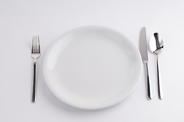 포토 JPG 해외이미지 그릇 식기 접시 포크 탁자 주방용품 사람없음 빛 세트 반사 식당 숟가락 식사 저녁식사 중국 흰색 기구 칼 은색 먹기 서빙 설정 점심식사 백자 철강 해외202004 해외포토 아시아 컬러 가구 생활용품 모션 수저 상점 도자기 파일형식 이미지허브