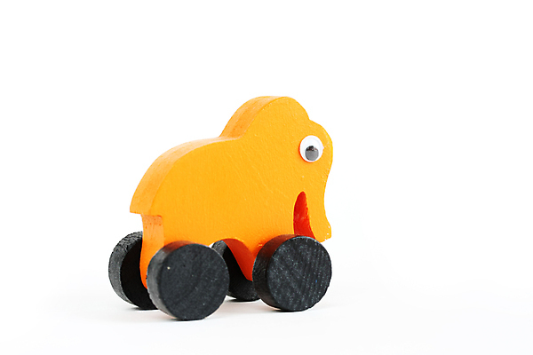 포토 JPG 해외이미지 어린이 백그라운드 오렌지 코끼리 취미 사람없음 목재 장난감 흰색 바퀴 그리기 오브젝트 롤 목공예 수공예 고립 수공예품 핸드메이드 해외202004 해외포토 나무 컬러 과일 재료 포유류 모션 사람 공예 공예품 파일형식 이미지허브