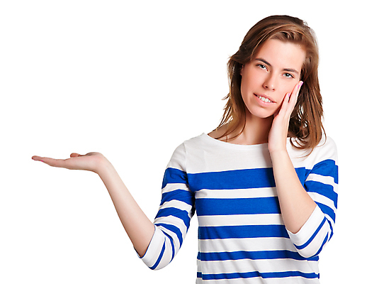 포토 JPG 해외이미지 손 여자 행복 문화 신체 성공 손바닥 한명 서기 미소 사람 전시 흰색 청바지 잡기 자신감 상품 알림 팔 보여주기 판매원 고립 마케팅 해외202004 해외포토 직업 1 감정 컬러 컨셉 바지 모션 표정 신체부위 파일형식 이미지허브