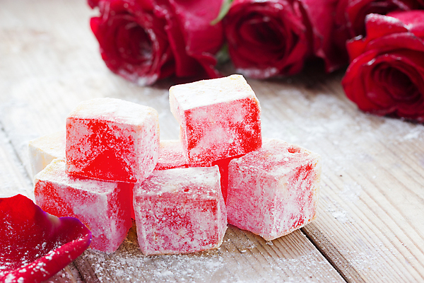 포토 JPG 해외이미지 꽃잎 실내 사람없음 장미 쌓기 달콤 로쿰 나무배경 해외202004 해외포토 꽃 백그라운드 모션 디저트 내부 맛 터키음식 파일형식 이미지허브