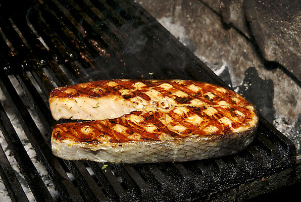 포토 JPG 해외이미지 접시 음식 분홍색 다이어트 낚시 피망 파프리카 건강 육류 어류 요리 사람없음 초록색 식당 식사 저녁식사 신선 황금 우아함 맛 그릴 먹기 해산물 연어 후추 점심식사 절임 해외202004 해외포토 식기 컬러 컨셉 채소 식재료 모션 주방용품 레저 상점 수중동물 향신료 파일형식 이미지허브