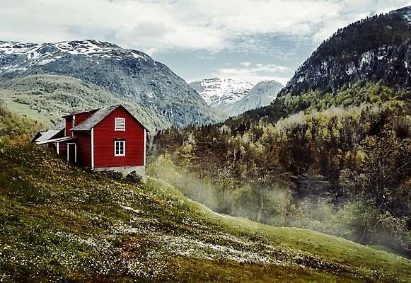 포토 JPG 해외이미지 구름 꽃 유럽 문화 벽 여행 자연 하늘 산 주택 노르웨이 풍경 경사 사람없음 야외 목재 빨간색 계곡 얼음 봄 추위 수확 안개 골동품 시골 숲 오두막 돌산 언덕 시골집 휴양지 북쪽 산악지대 옛날 눈내림 해외202004 해외포토 자연요소 나무 식물 계절 나라 컬러 농업 재료 날씨 눈_날씨 건물 장소 방향 생태계 파일형식 이미지허브