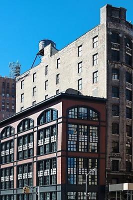 포토 JPG 해외이미지 전통 외관 벽 백그라운드 패턴 건축양식 창문 공장 벽돌 새로움 거리 주택 그림자 사람없음 건물 사무실 금속 미국 화목 고통 도시 도심 뉴욕 타운 리빙 사일로 옛날 스타일 해외202004 해외포토 건축물 건축 감정 컨셉 북아메리카 무늬 비즈니스 공업 재질 파일형식 이미지허브