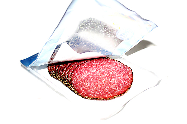 포토 JPG 해외이미지 음식 분홍색 조각 건조 육류 요리 사람없음 빨간색 식사 저녁식사 이탈리아 소고기 신선 돼지 소 소시지 맛 자르기 먹기 향신료 묘사 매움 슬라이스 프랑스어 점심식사 고립 살라미 해외202004 해외포토 문자 유럽 컬러 컨셉 식재료 포유류 모션 가공식품 향미료 파일형식 이미지허브