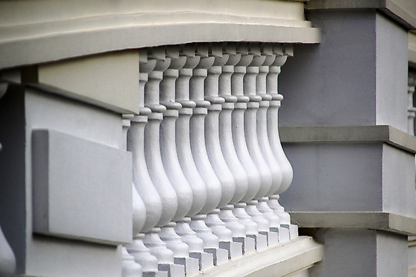 포토 JPG 해외이미지 주간 잎 곡선 난간 추상 유물 그림자 안전 사람없음 장식 빛 햇빛 숫자 계단 탑 골동품 기둥 클래식 우아함 아치 복고 상승 오르기 운하 대리석 베네치아 단계 깊이 바로크 방법 엘리먼트 철책 해외202004 해외포토 자연요소 식물 문자 전통 건축물 건축 선 컨셉 무늬 재료 모션 태양 이탈리아 파일형식 이미지허브