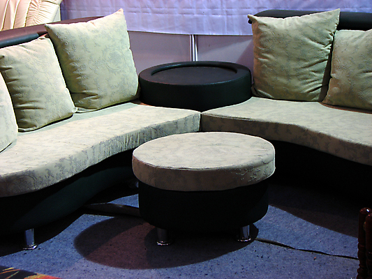 포토 JPG 해외이미지 가구 의자 실내 사람없음 내부 인테리어 사무실 침묵 오브젝트 지역 해외202004 해외포토 디자인 생활용품 비즈니스 소리 파일형식 이미지허브