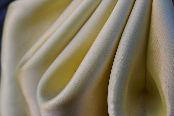 포토 JPG 해외이미지 리본 파도 백그라운드 곡선 일러스트 텍스트 침구 벽지 추상 발렌타인데이 미술 사람없음 빛 반짝임 유행 흰색 직물 커튼 고급 우아함 매끈함 실크 질감 웨이브 열정 부드러움 굴곡 깊이 접기 해외202004 해외포토 감정 선 바다 컬러 컨셉 무늬 모션 데이이벤트 문화예술 감각 파일형식 이미지허브