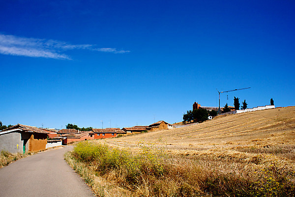 포토 JPG 해외이미지 밭 주택 건조 사람없음 여름 문 마을 시골 스페인 가난 옛날 해외202004 해외포토 계절 유럽 컨셉 농업 건물 파일형식 이미지허브
