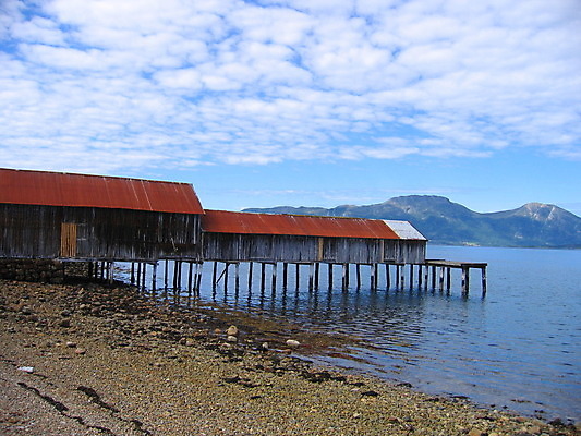 포토 JPG 해외이미지 산업 자연 하늘 사람없음 목재 여름 파란색 흰색 기중기 천국 방앗간 해외202004 해외포토 나무 계절 컬러 재료 중장비 생태계 파일형식 이미지허브