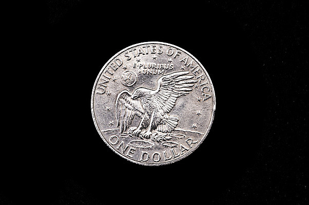 포토 JPG 해외이미지 1 유럽 얼굴 백그라운드 돈 2 비즈니스 성공 사람없음 옆모습 금융 빛 머리 달러 금속 동전 미국 저축 자유 유로 흰색 원형 변화 재산 황금 은색 가격 사인 흰배경 투자 상업 월급 고립 대통령 센트 페니 해외202004 해외포토 도형 나라 뷰포인트 컬러 컨셉 북아메리카 재질 신체부위 경제 파일형식 이미지허브