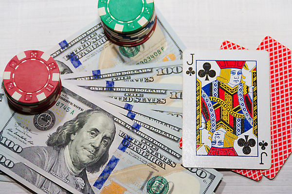 포토 JPG 해외이미지 디자인 백그라운드 컨셉 돈 비즈니스 놀이 성공 사람없음 초록색 달러 자료 게임 신용카드 행운 도박 심볼 카지노 기회 포커 중독 승자 엘리먼트 해외202004 해외포토 컬러 금융 트럼프 재산 파일형식 이미지허브