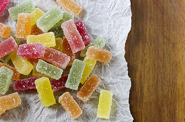 포토 JPG 해외이미지 종이 어린이 음식 과일 디저트 사탕 사람없음 목재 빨간색 초록색 컬러풀 노란색 쌓기 과자 여러개 주스 활발 달콤 설탕 큐브 젤리 마멀레이드 해로움 해외202004 해외포토 나무 음료 컬러 다수 컨셉 재료 모션 사람 맛 잼 파일형식 이미지허브