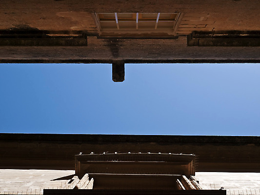 포토 JPG 해외이미지 건축양식 창문 추상 거리 주택 사람없음 건물 장식 마을 수확 골동품 도시 중세 역사 재산 지중해 타운 몰타섬 복잡 석회암 옛날 특별함 해외202004 해외포토 건축물 건축 바다 섬 컨셉 무늬 농업 금융 암석 몰타 파일형식 이미지허브